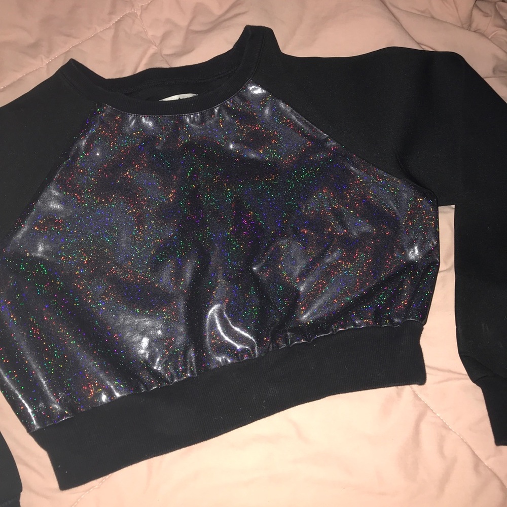 UNIF rare sold out HOLOGRAPHIC cropped sweatshirt